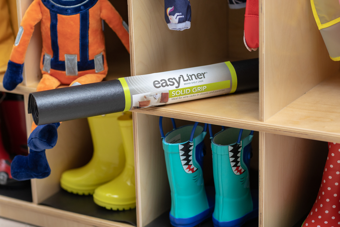 Simple Room Refreshes with EasyLiner® Removable Adhesive Shelf Liner »  Share & Remember