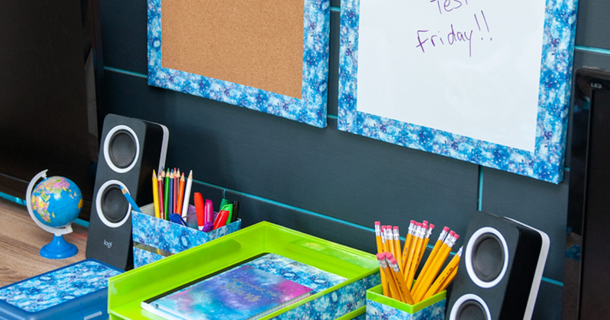 Tame the Schoolwork with a Duck Tape Art Portfolio! 