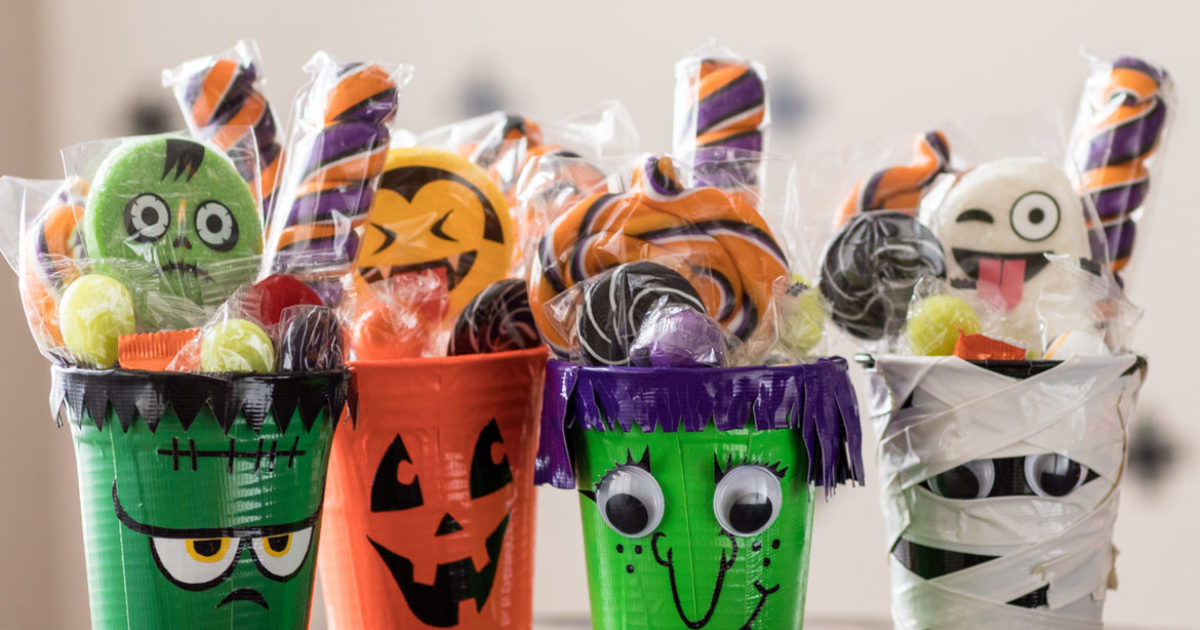 How To Duck Tape Plastic Cup Candy Holders Duck Brand