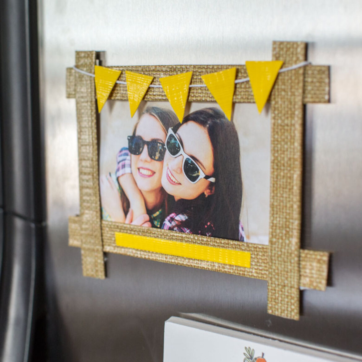 Magnetic Photo Frame