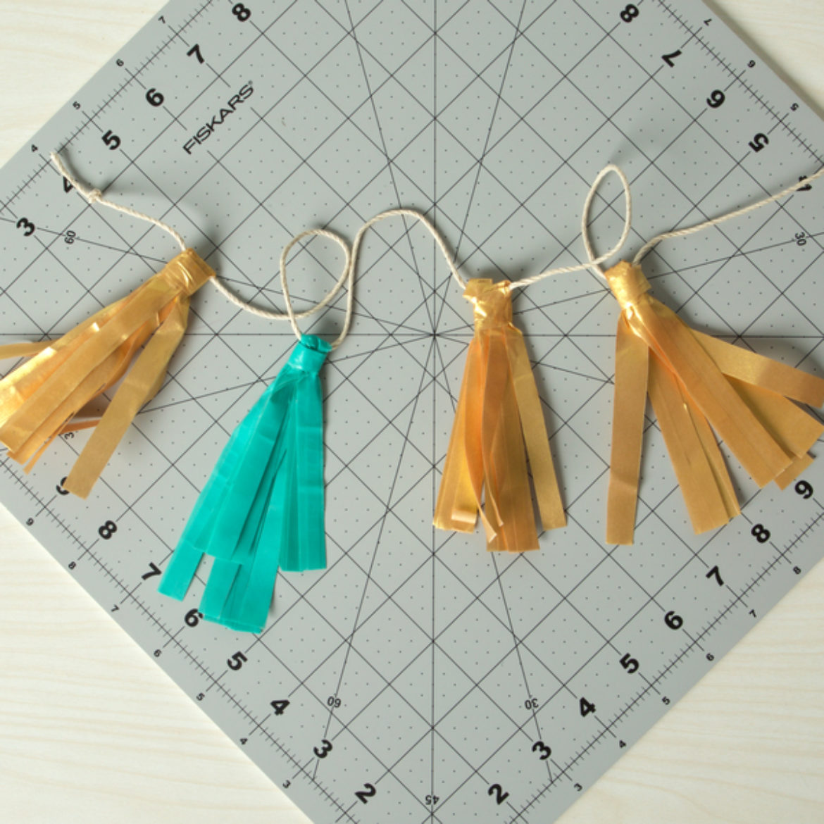 Small Tassle Garland Step 4